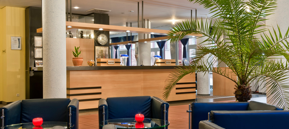 TRYP by Wyndham Hotel Halle/Saale Lobby